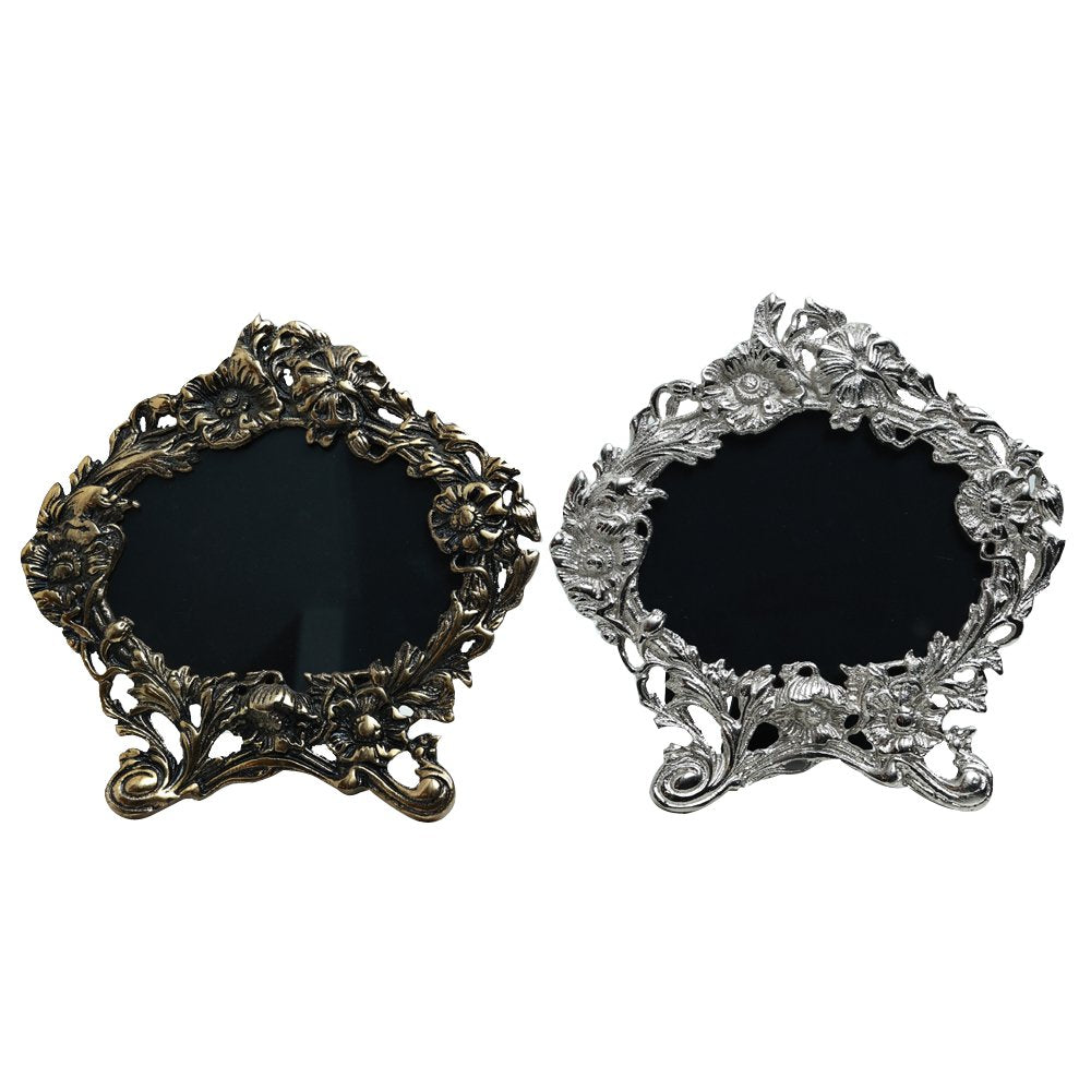 Vintage Pierced Frame - Gold in Metal 6" X 4"