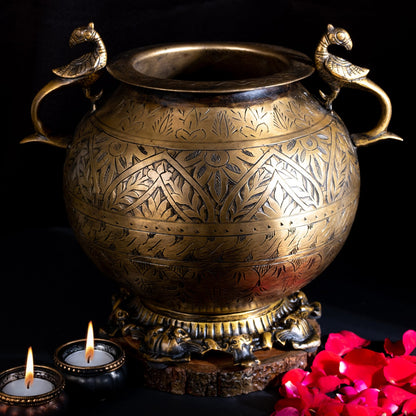 Pot - Small in Brass